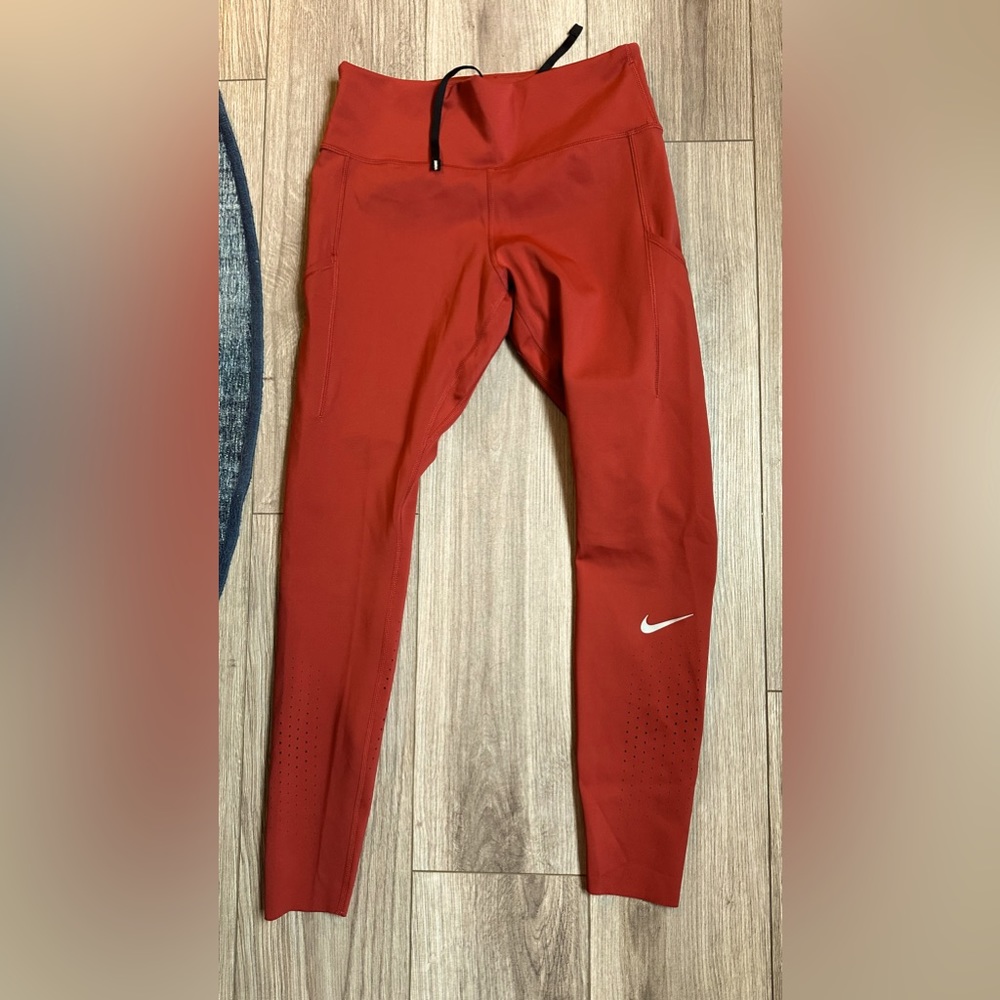 NWOT Nike Running Tights